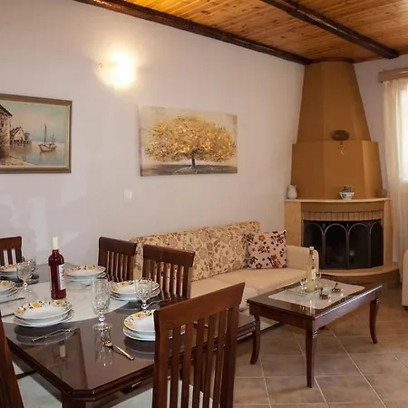 Irini's Traditional Kefalonian House Ликсури