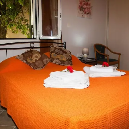 Irini's Traditional Kefalonian House