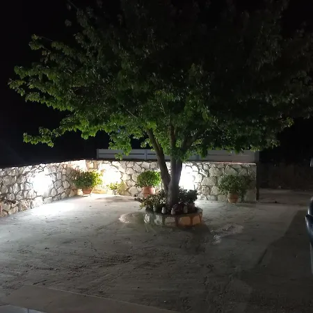 Irini's Traditional Kefalonian House Feriehus Lixouri