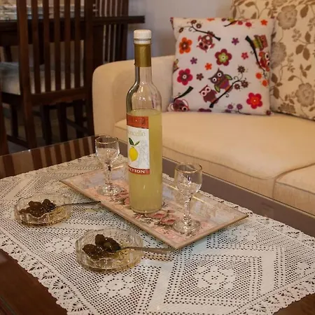 Irini's Traditional Kefalonian House ليكسوري