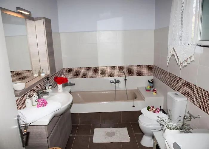 Irini's Traditional Kefalonian House Lixouri