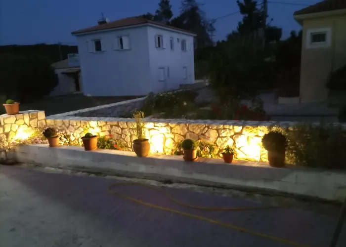 Irini's Traditional Kefalonian House Semesterbostad